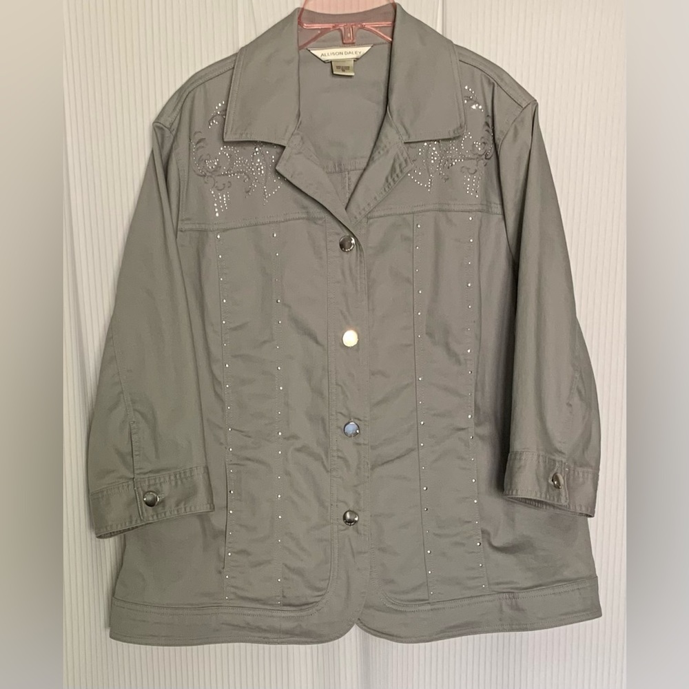 Allison Daley Jacket with 3/4 Length Sleeve Lavender Grey Size 18 with Sparkle